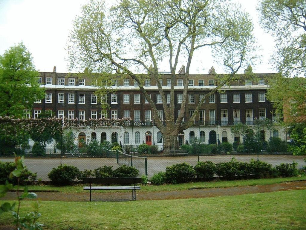 Crescent Hotel London Exteriör bild